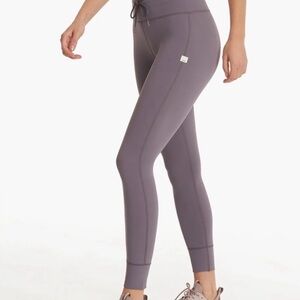 VUORI Daily Leggings in Sawyer S
